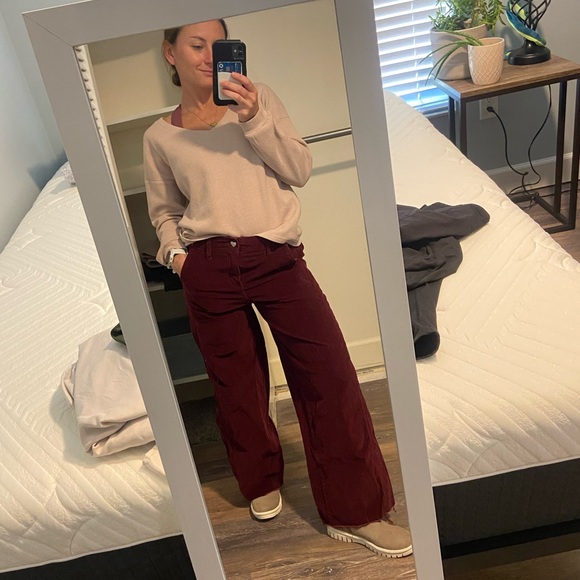 Meet your Posher, Ashley - Picture 2 of 2